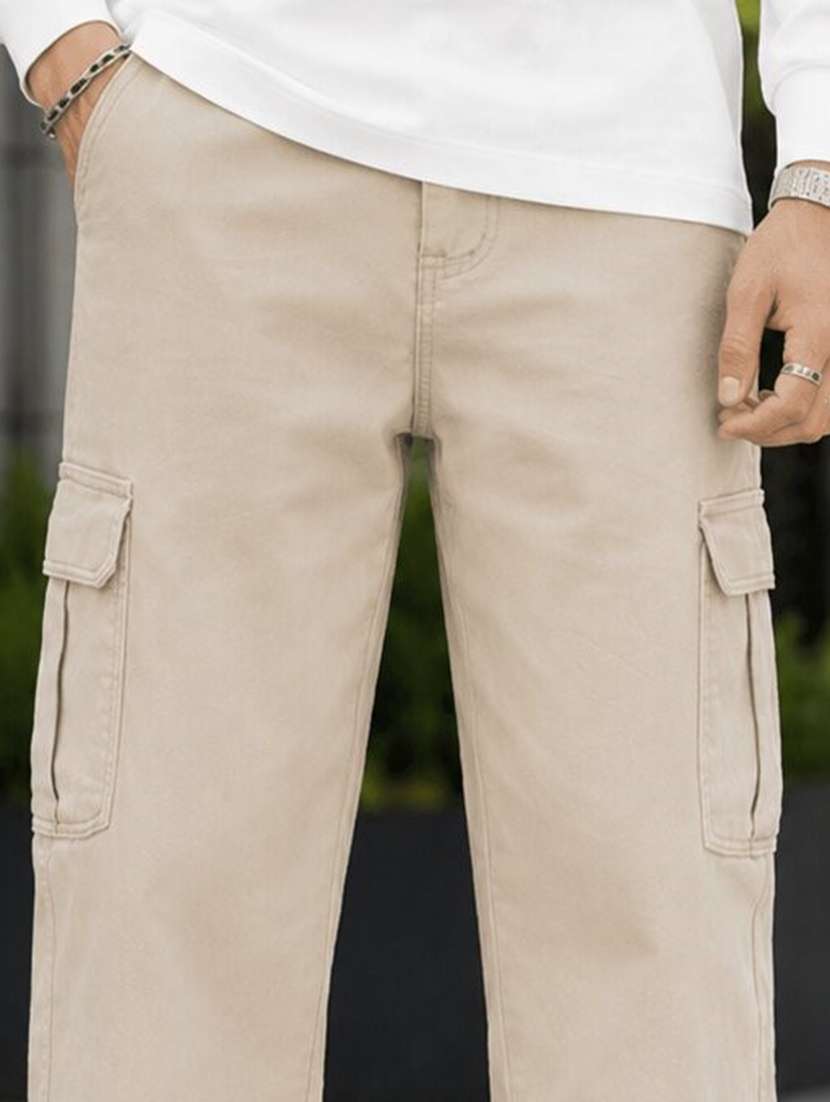 Men Solid Mid Rise Relaxed Fit Cargo Pant - 22603850 -  Standard Image - 1