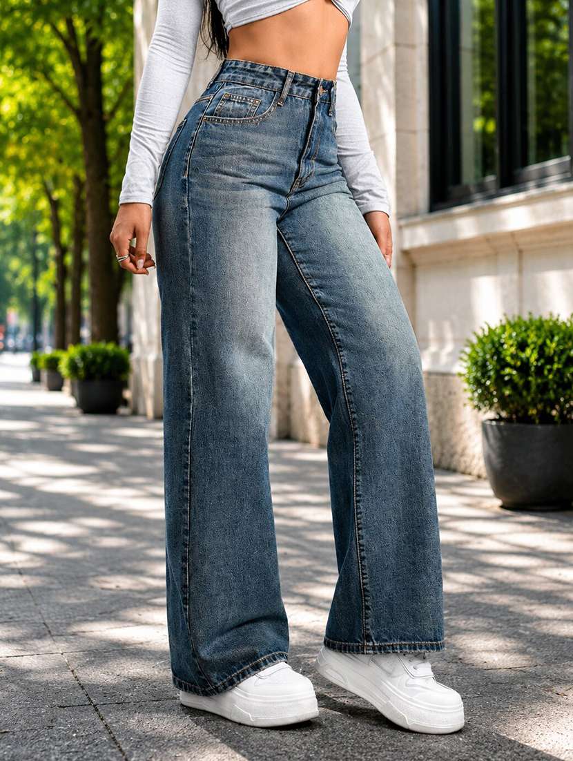 women washed high rise baggy jeans - 22603860 -  Standard Image - 1
