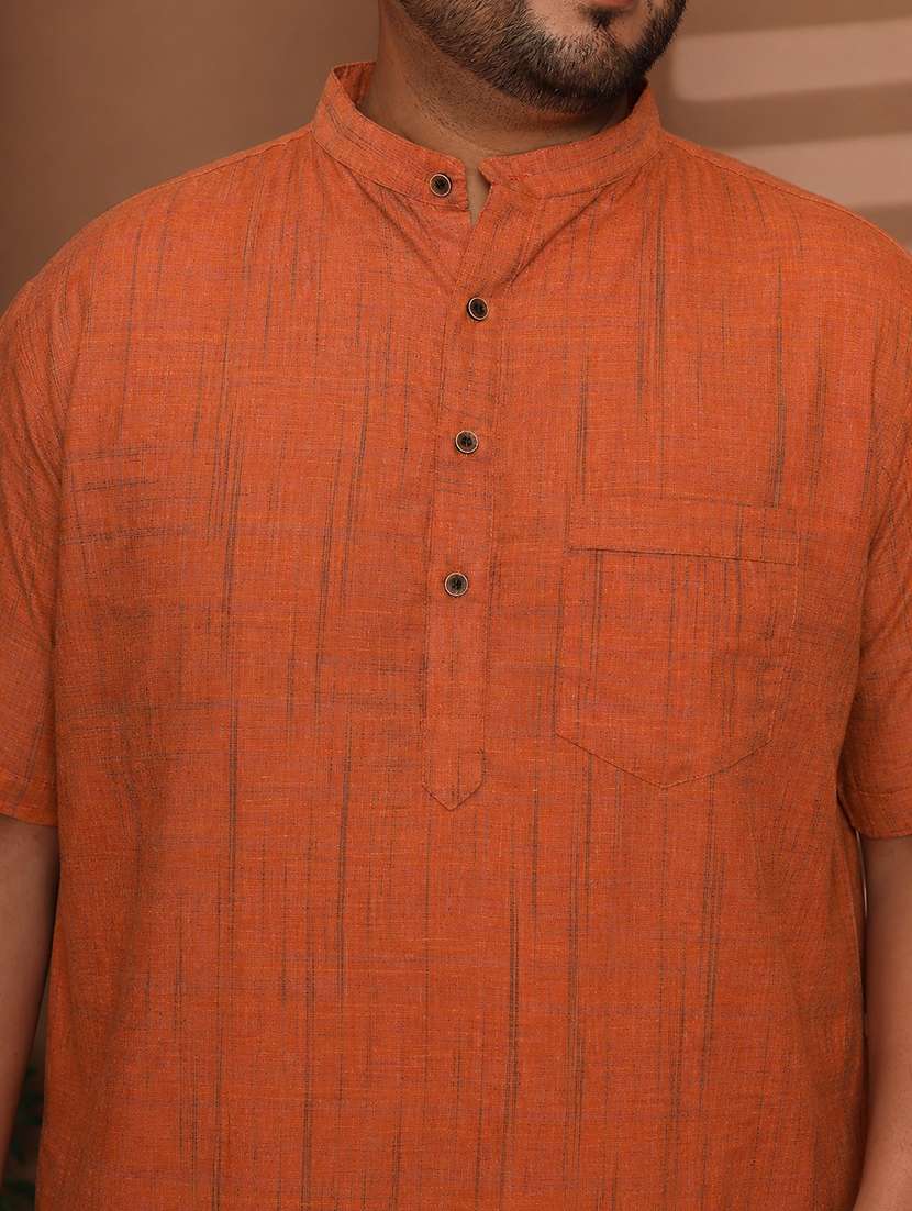 Men Self Design Mandarin Neck Short Kurta - 22604316 -  Standard Image - 1