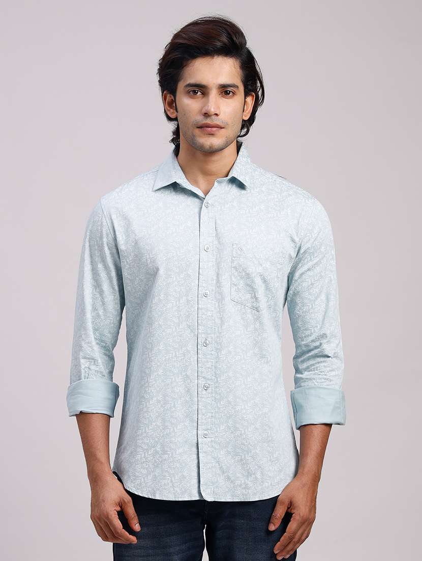 men printed collared slim fit casual shirt