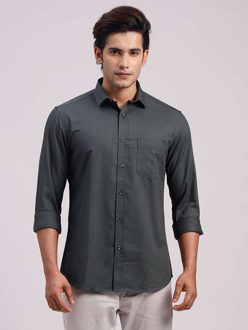 men solid collared slim fit casual shirt
