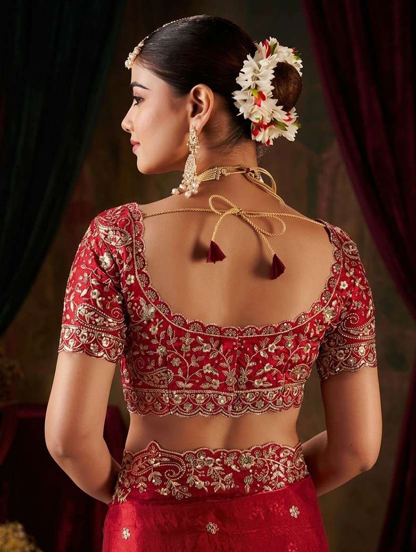 women solid with work embroidered saree with blouse - 22604806 -  Standard Image - 4