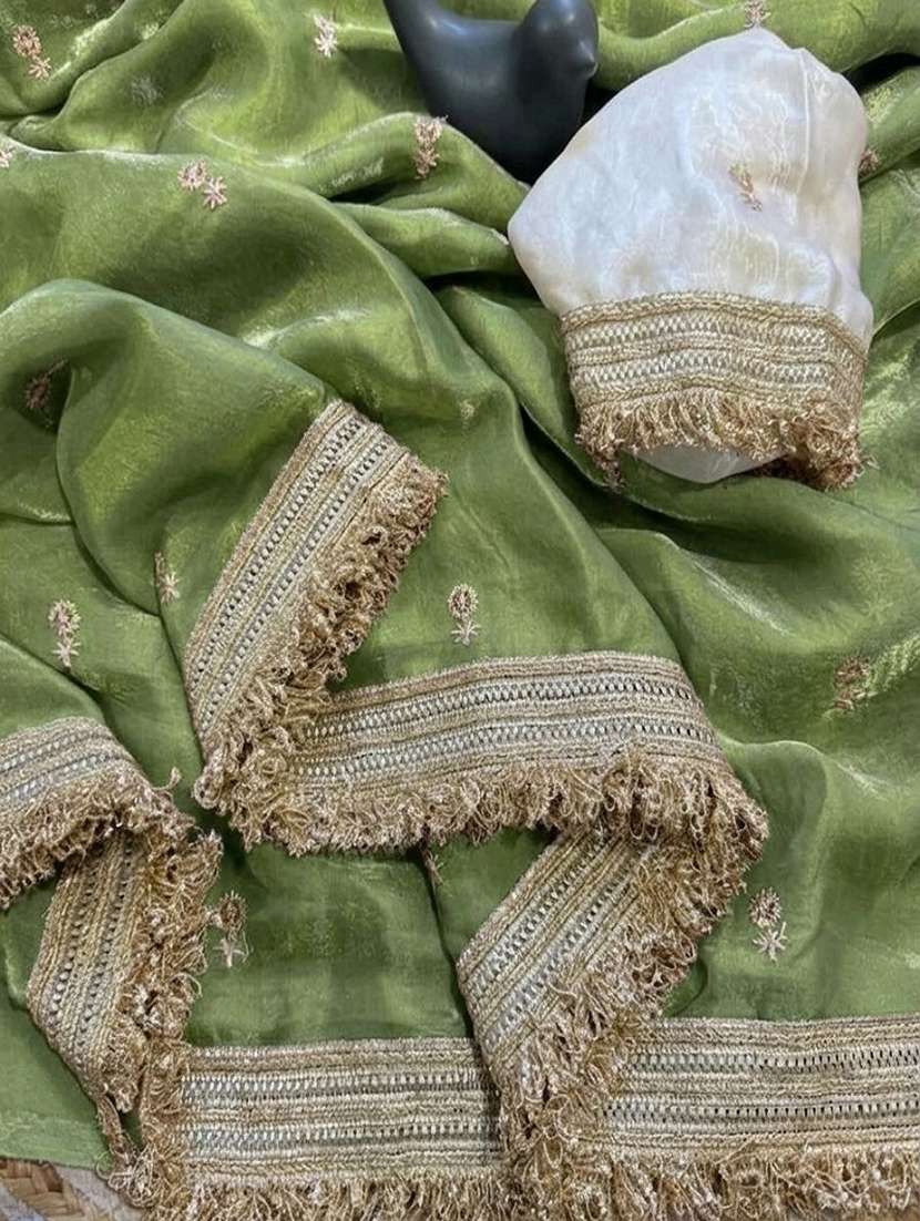 women solid with work embroidered saree with blouse - 22604824 -  Standard Image - 4