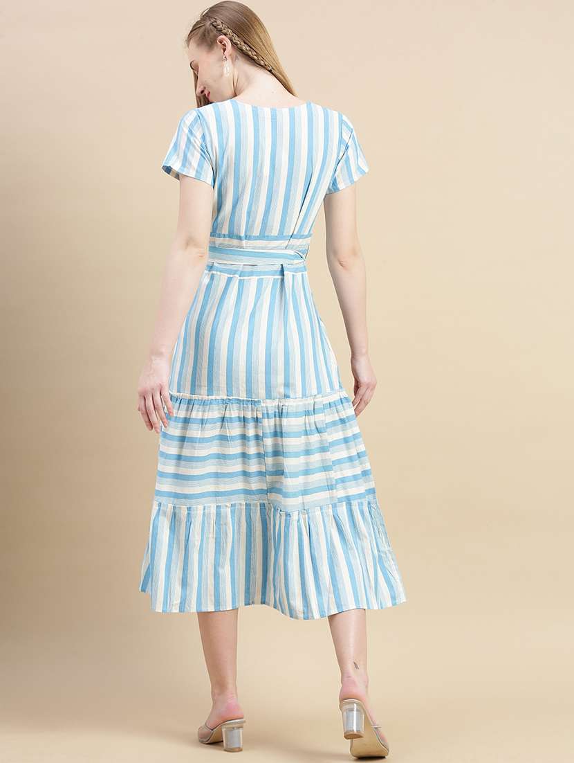 Women Printed Short Sleeves Tiered Dress - 22604891 -  Standard Image - 4