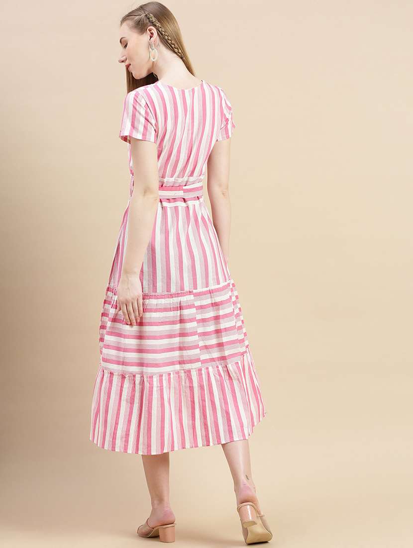 Women Printed Short Sleeves Tiered Dress - 22604892 -  Standard Image - 4