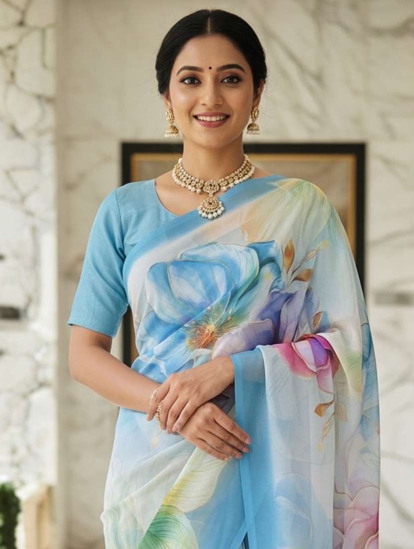 women printed casual wear saree with blouse - 22605719 -  Standard Image - 1