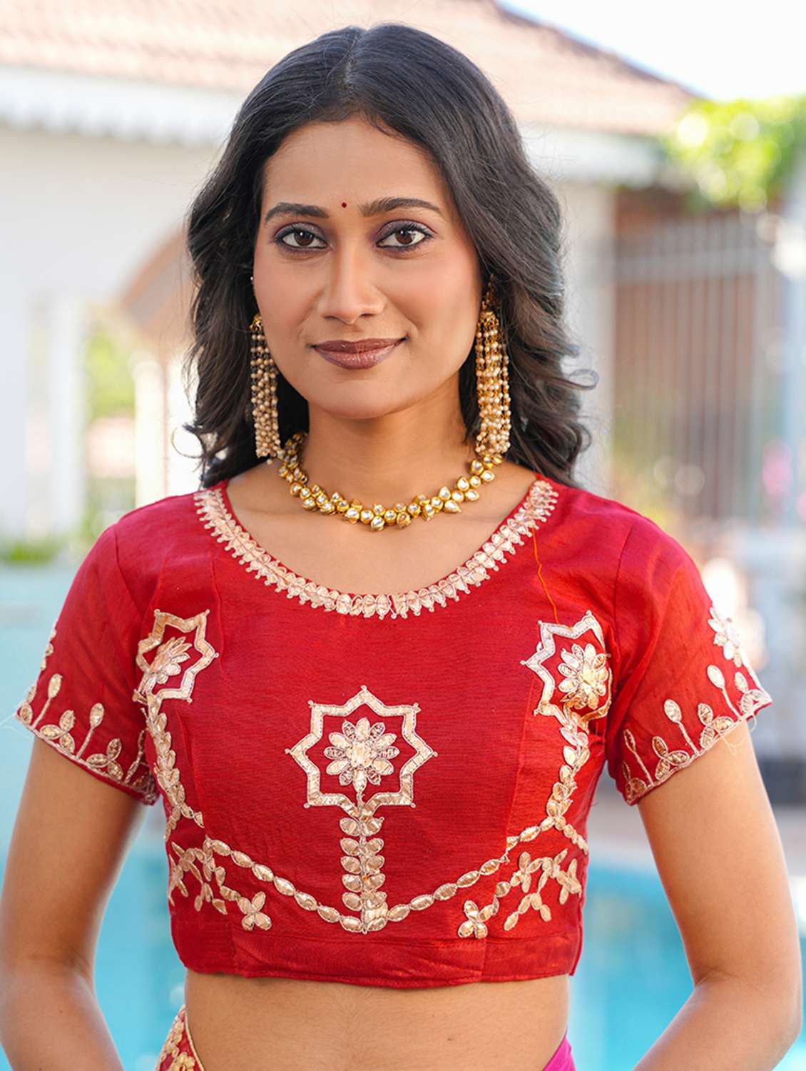 Women Bandhani Printed Saree With Blouse - 22606792 -  Standard Image - 4