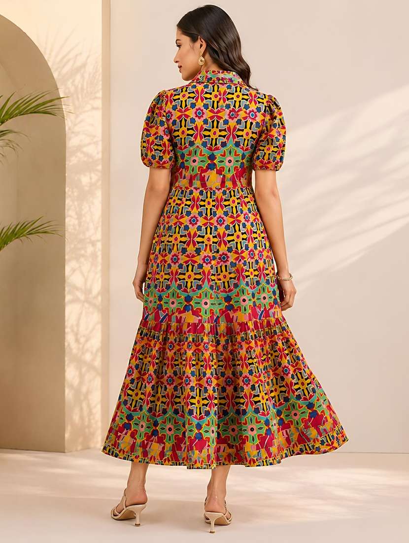 women printed short sleeves tiered dress - 22608774 -  Standard Image - 4