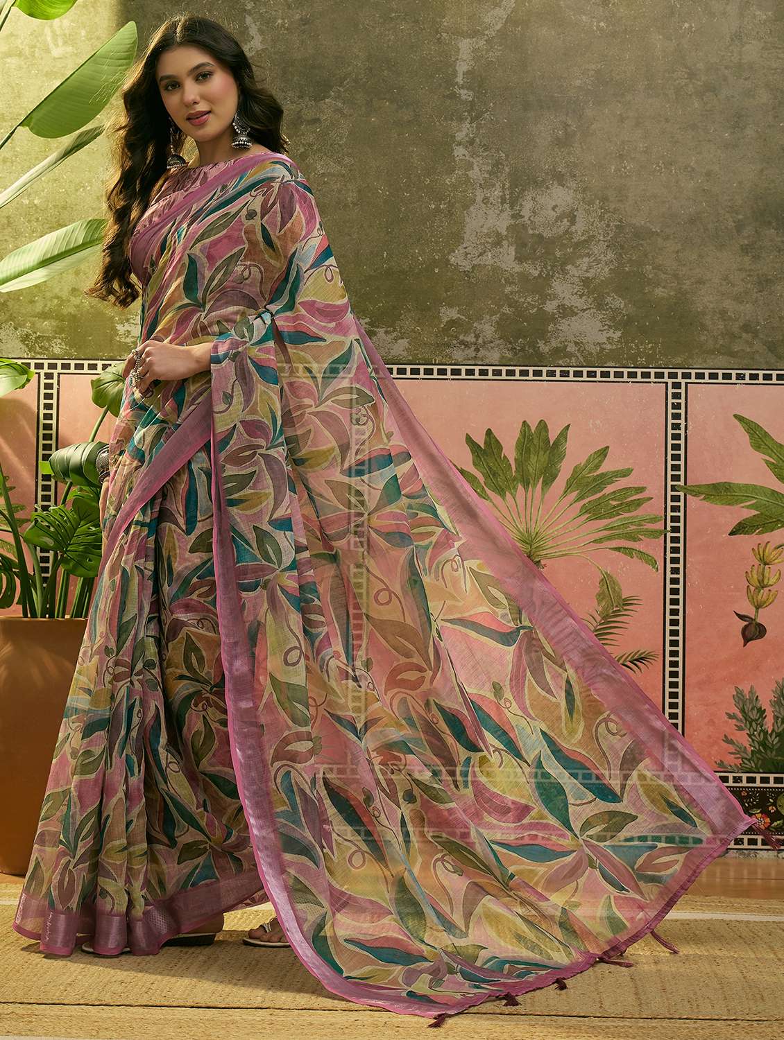 women printed casual wear saree with blouse - 22610085 -  Standard Image - 1