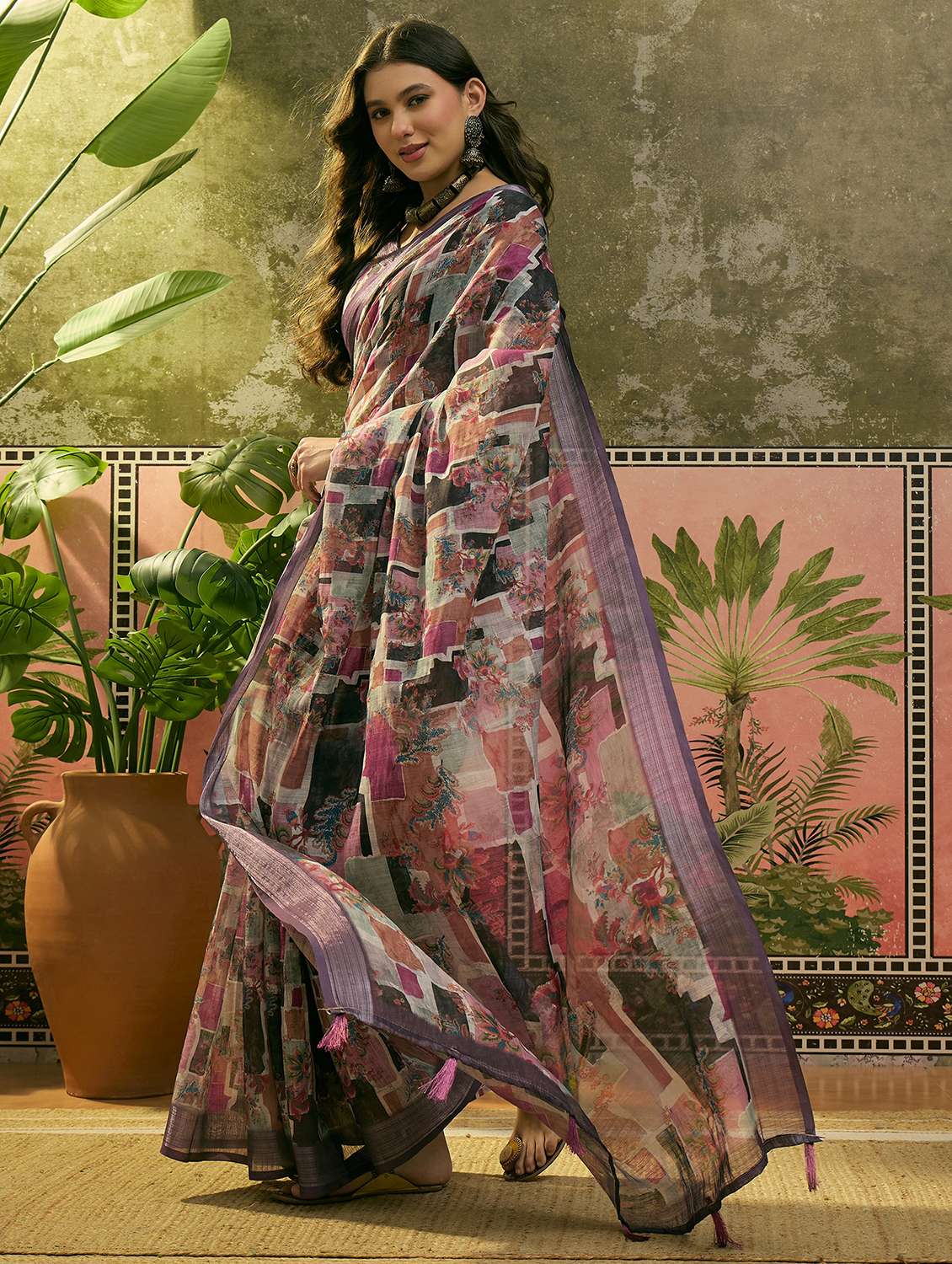 women printed casual wear saree with blouse - 22610090 -  Standard Image - 1