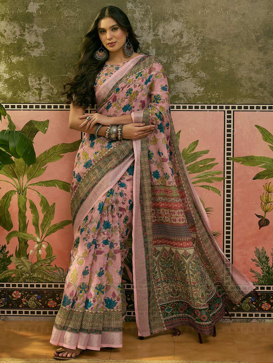 women printed casual wear saree with blouse - 22610091 -  Standard Image - 1