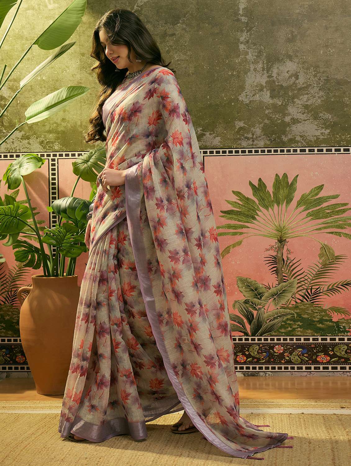 women printed casual wear saree with blouse - 22610092 -  Standard Image - 1