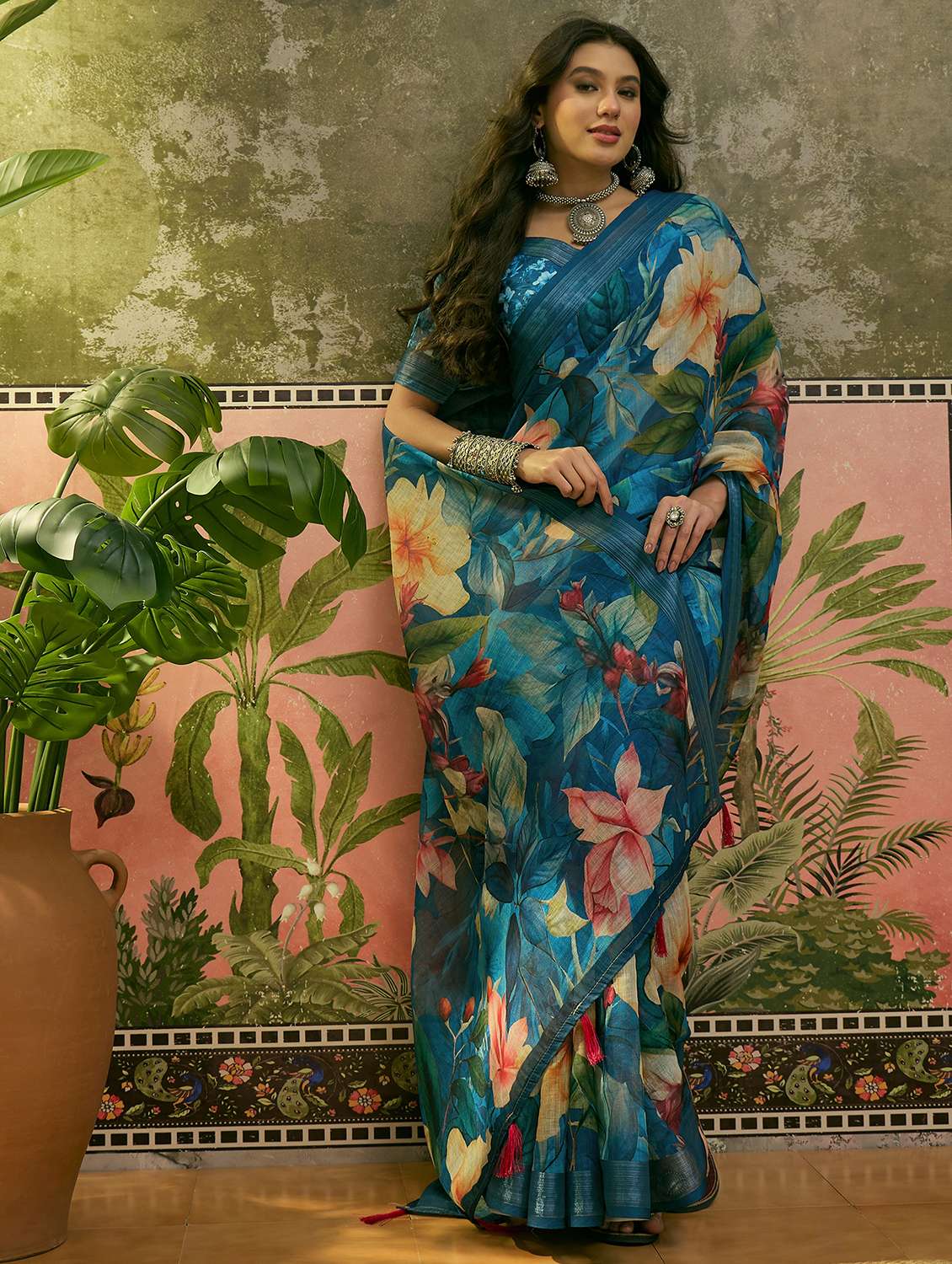 women printed casual wear saree with blouse - 22610096 -  Standard Image - 1