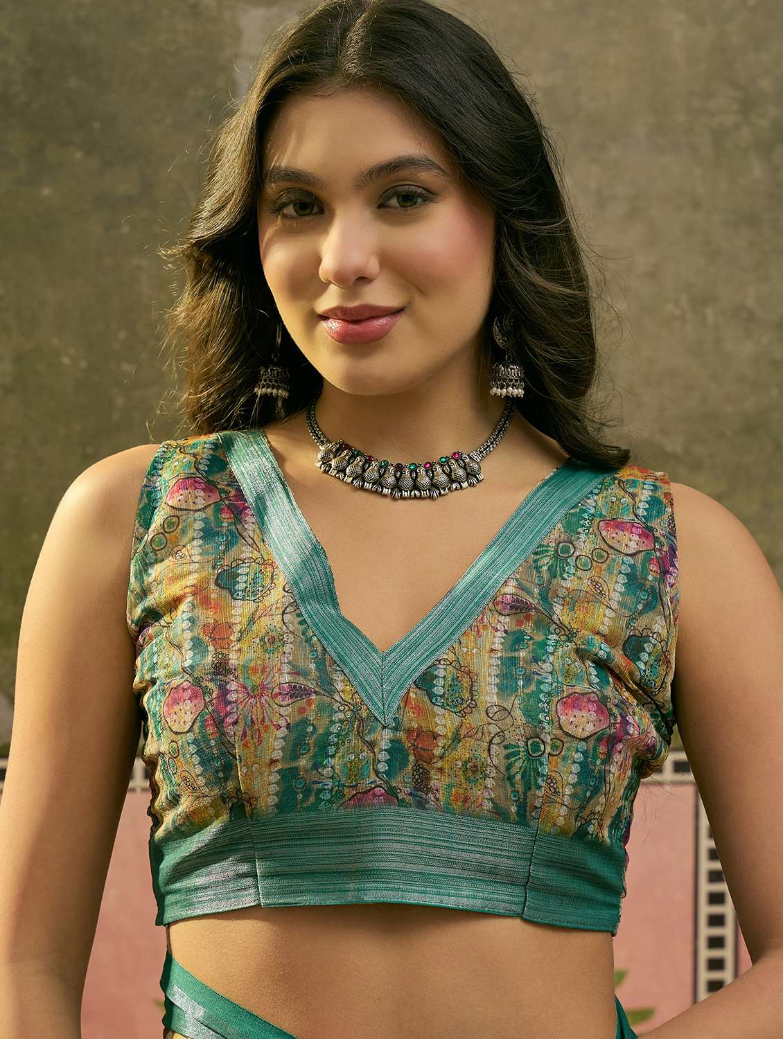 women printed casual wear saree with blouse - 22610108 -  Standard Image - 4