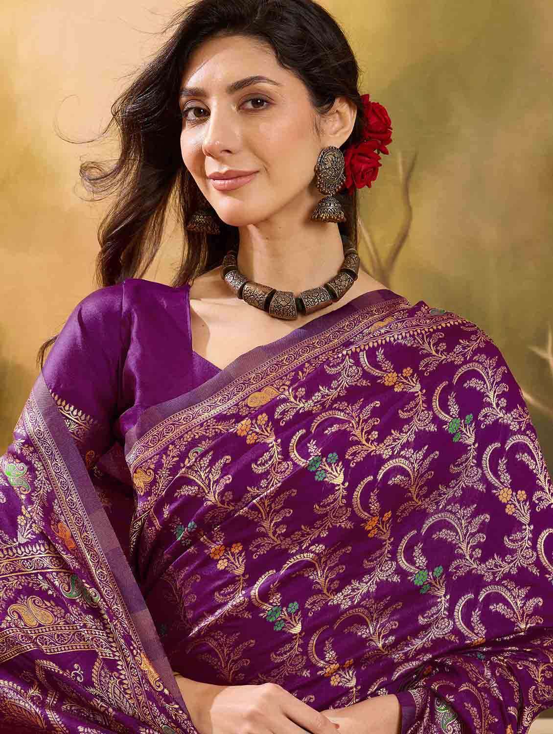 Women Self Design Banarasi Saree With Blouse - 22610163 -  Standard Image - 1