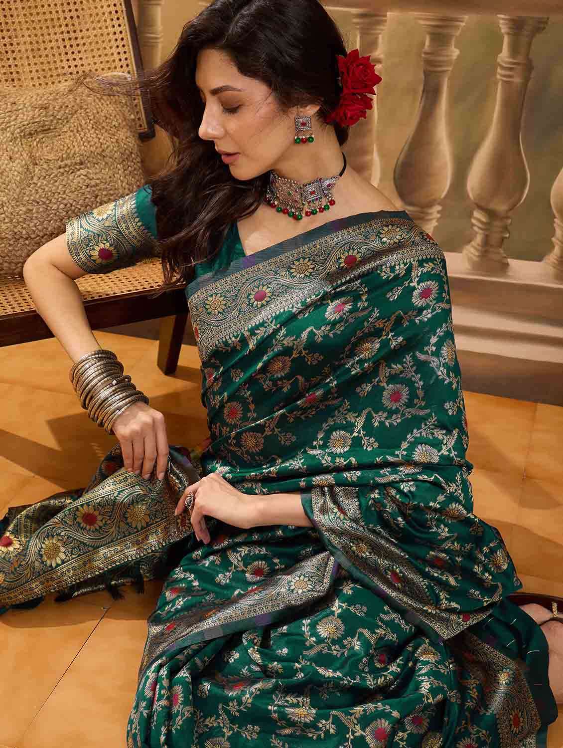 women self design banarasi saree with blouse - 22610180 -  Standard Image - 1