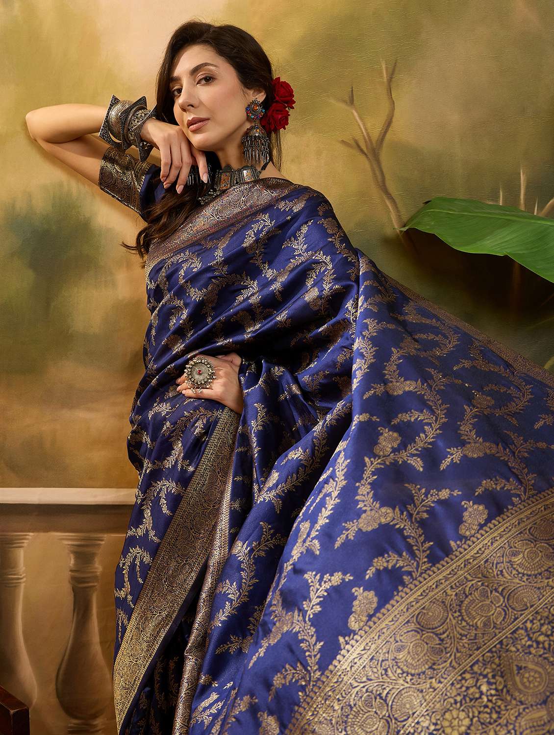 Women Self Design Banarasi Saree With Blouse - 22610200 -  Standard Image - 1