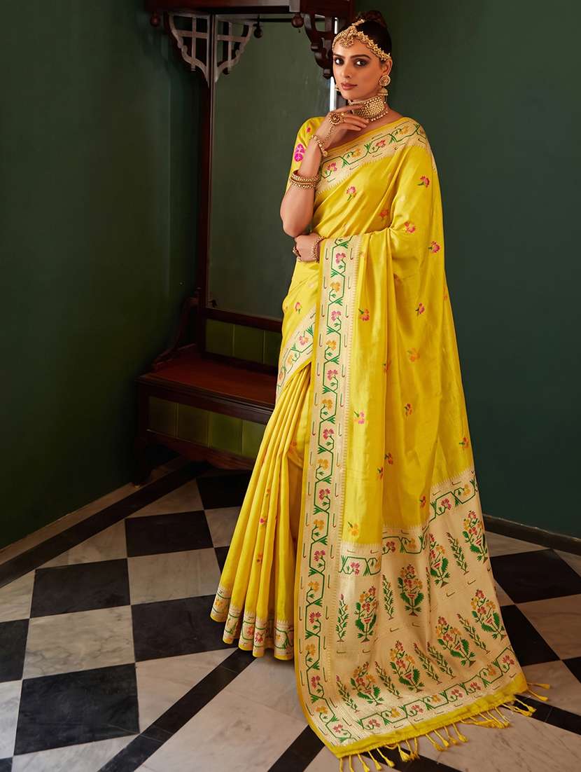 women self design bordered saree with blouse - 22610228 -  Standard Image - 1