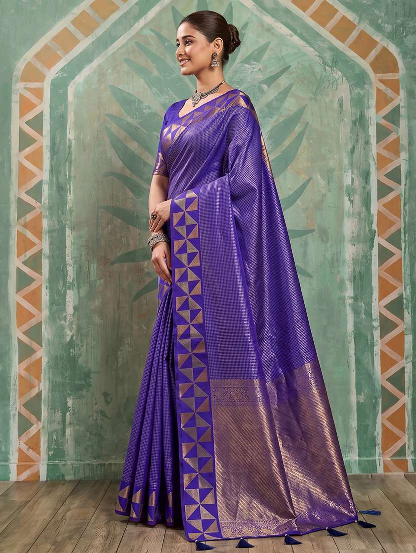 women self design banarasi saree with blouse - 22610264 -  Standard Image - 1