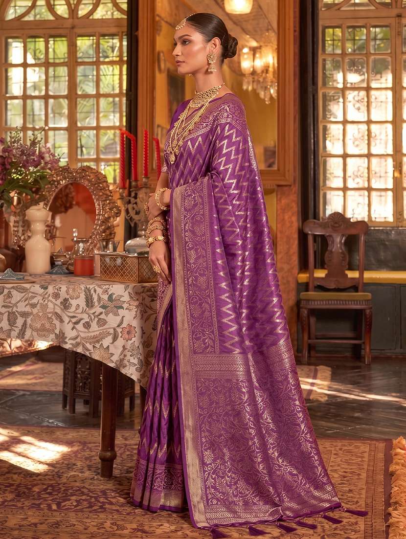 women self design banarasi saree with blouse - 22610283 -  Standard Image - 1