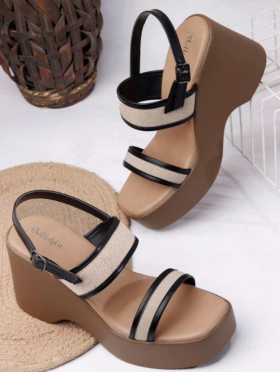 women textured back strap wedges