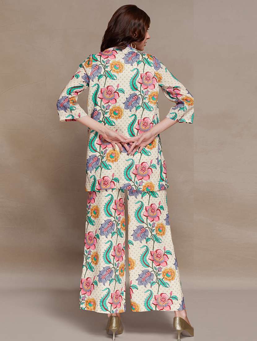 women printed three quarter sleeves top and trouser co-ord set with shrug - 22610753 -  Standard Image - 4