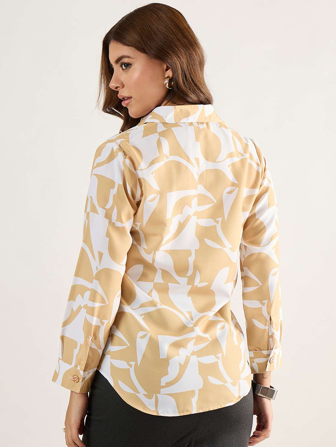 women printed long sleeves regular shirt - 22610795 -  Standard Image - 4