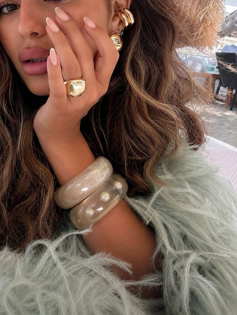 women set of 2 white acrylic pearl embellished bangles - 22614911 -  Standard Image - 4