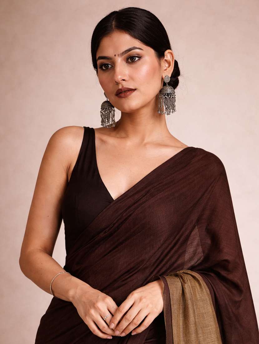 women solid handloom saree with blouse - 22615564 -  Standard Image - 1