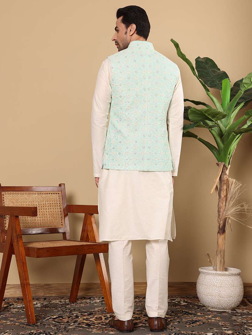 Men Embroidered Sleeveless Nehru Jacket - 22615839 -  Standard Image - 4