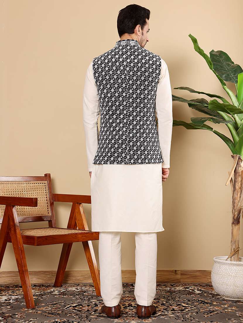 men embroidered sleeveless nehru jacket - 22615852 -  Standard Image - 4