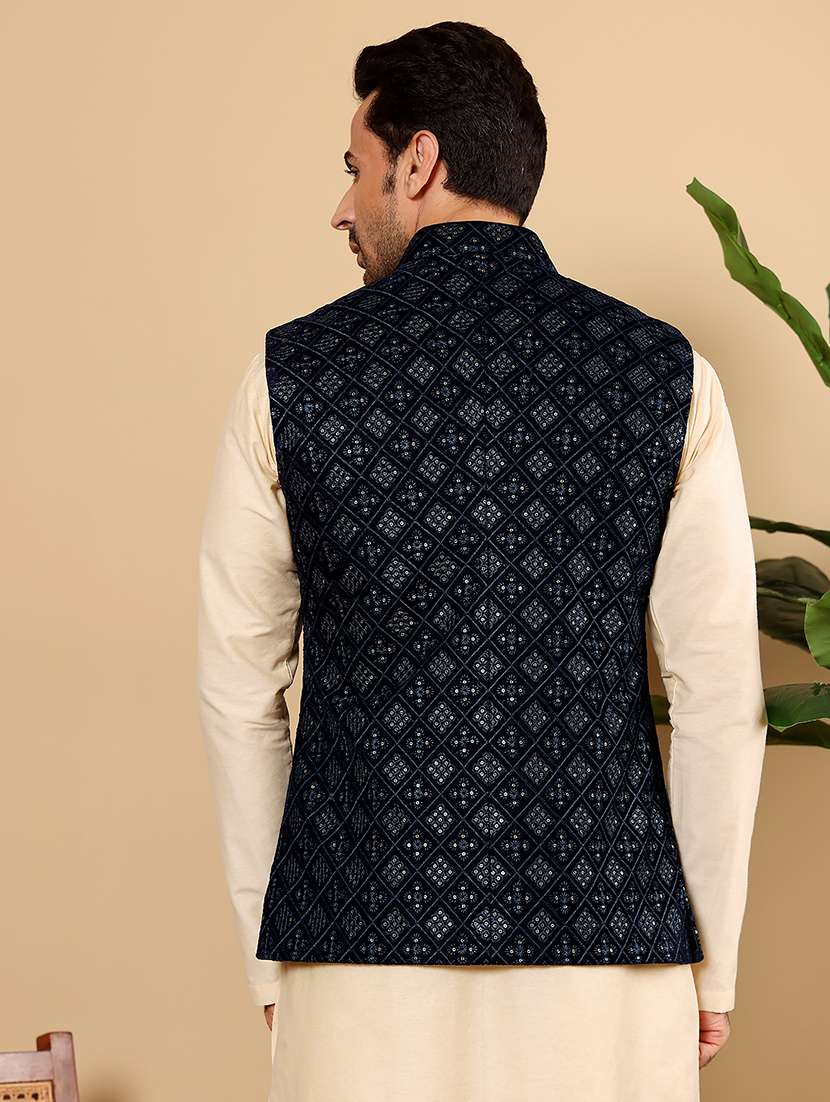 Men Embroidered Sleeveless Nehru Jacket - 22615854 -  Standard Image - 4