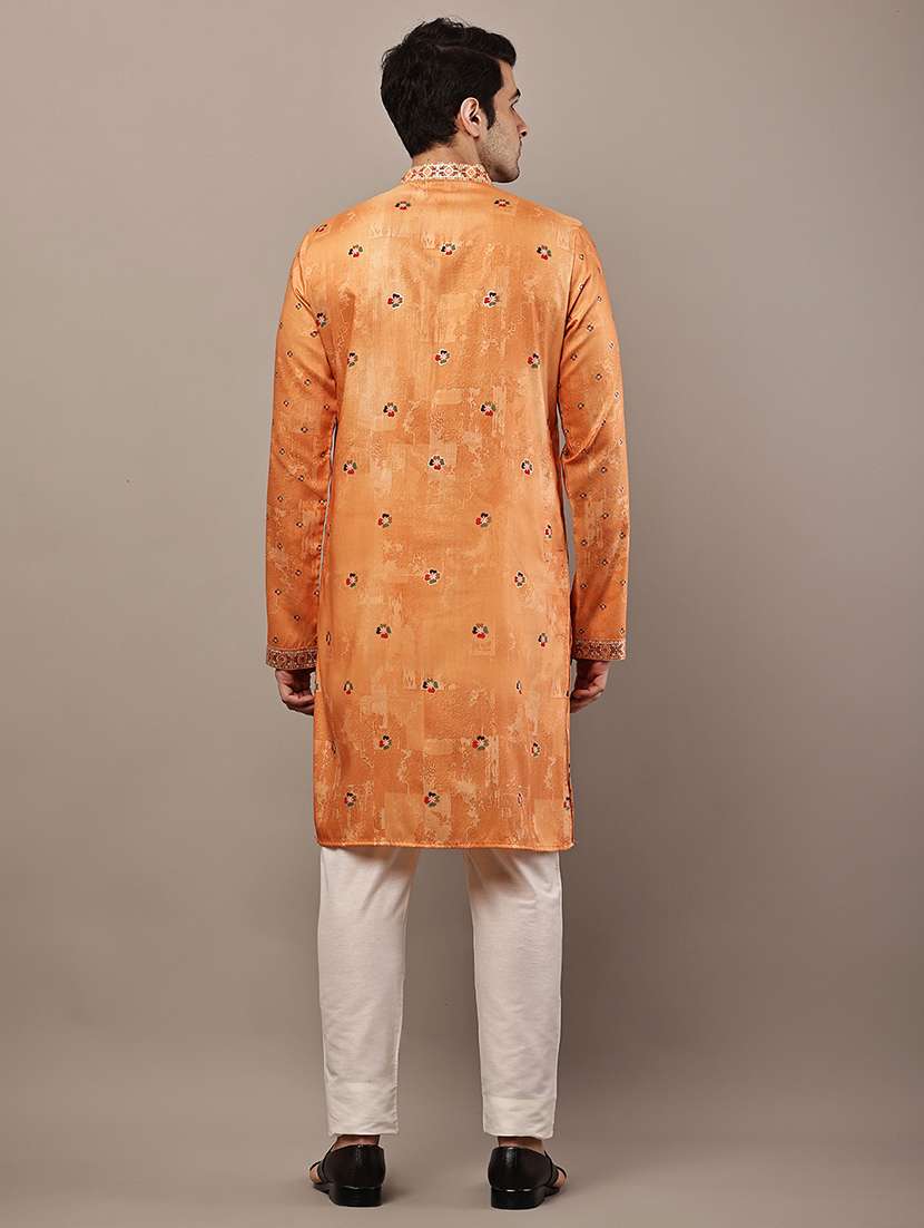 men printed mandarin neck long kurta - 22615975 -  Standard Image - 4