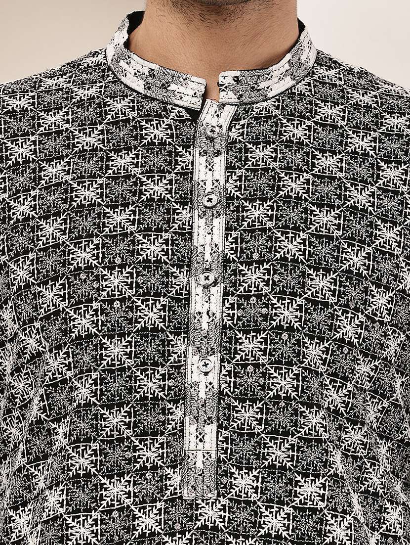 men solid with work mandarin neck long kurta - 22615978 -  Standard Image - 1