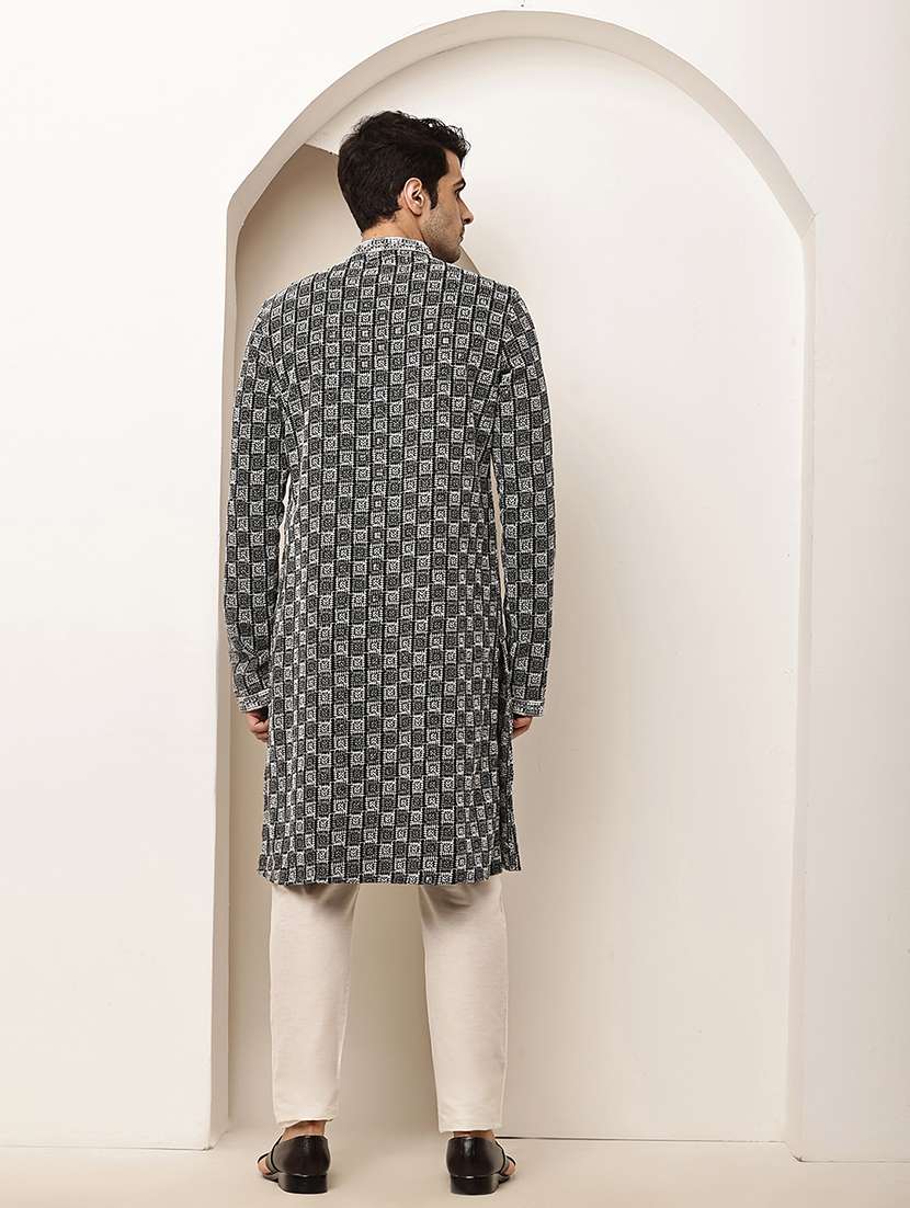 men solid with work mandarin neck long kurta - 22615979 -  Standard Image - 4