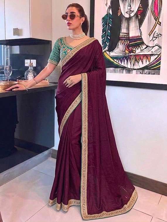 women solid with bordered saree with blouse - 22616023 -  Standard Image - 1