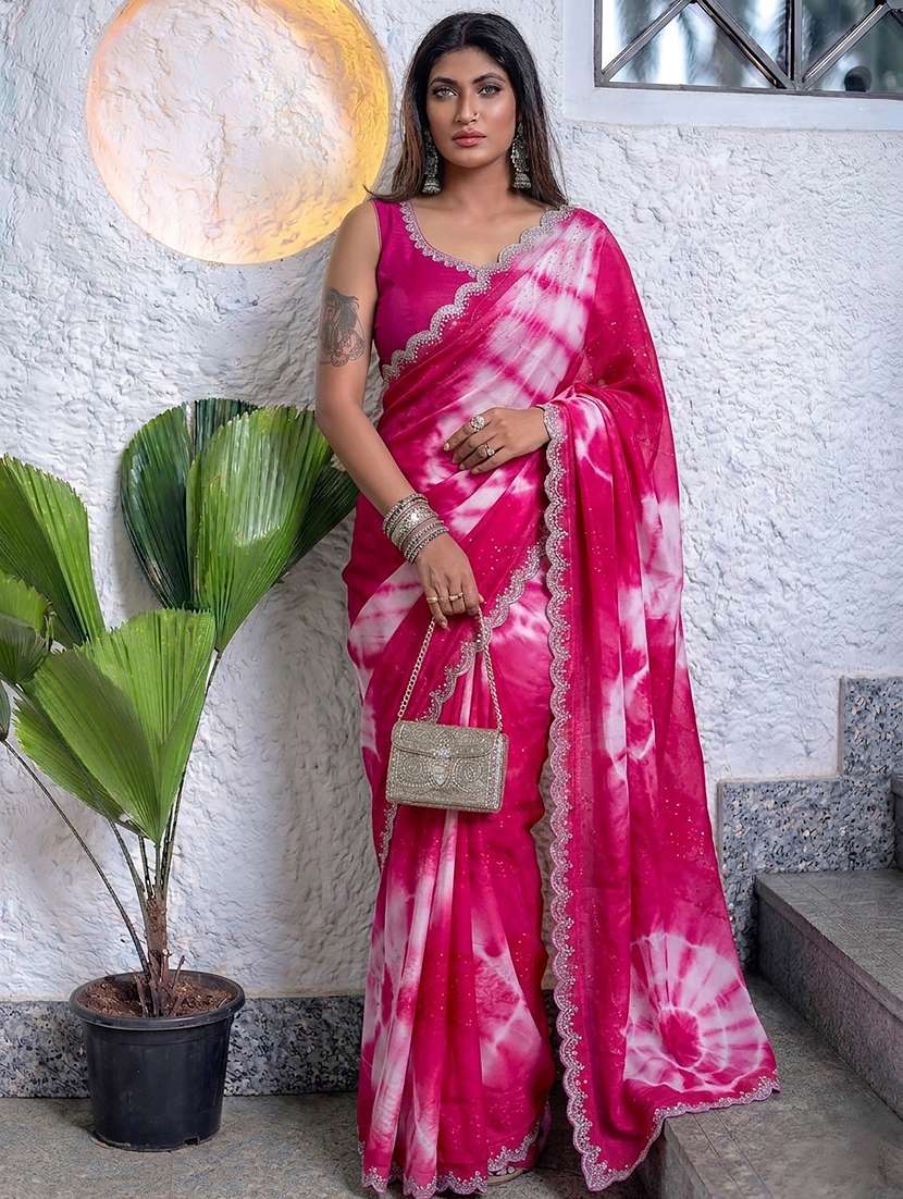women tie & dye printed saree with blouse
