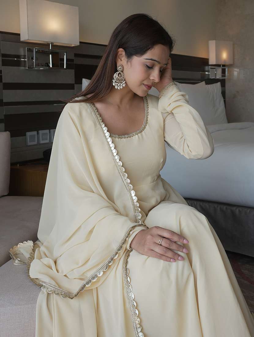 women solid long sleeves kurta pant set with dupatta - 22616267 -  Standard Image - 4