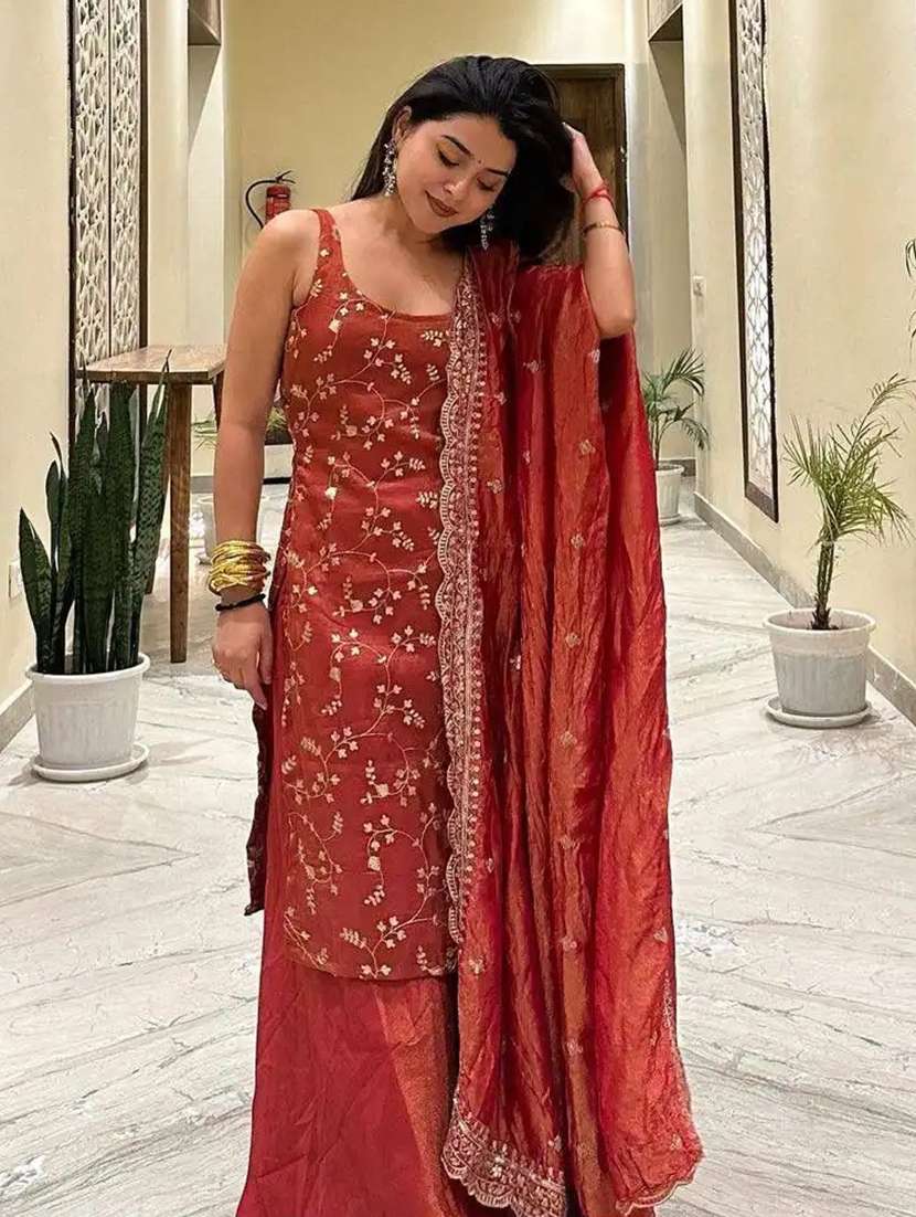 women embroidered sleeveless kurta palazzo set with dupatta - 22616287 -  Standard Image - 1
