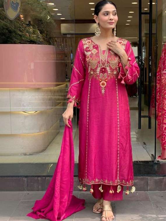 women embroidered long sleeves kurta pant set with dupatta - 22616658 -  Standard Image - 4