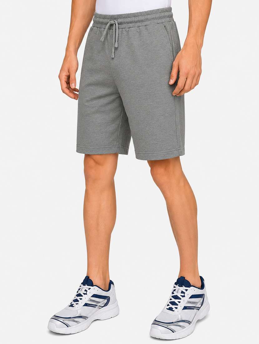 men solid mid rise regular fit shorts - 22616847 -  Standard Image - 1