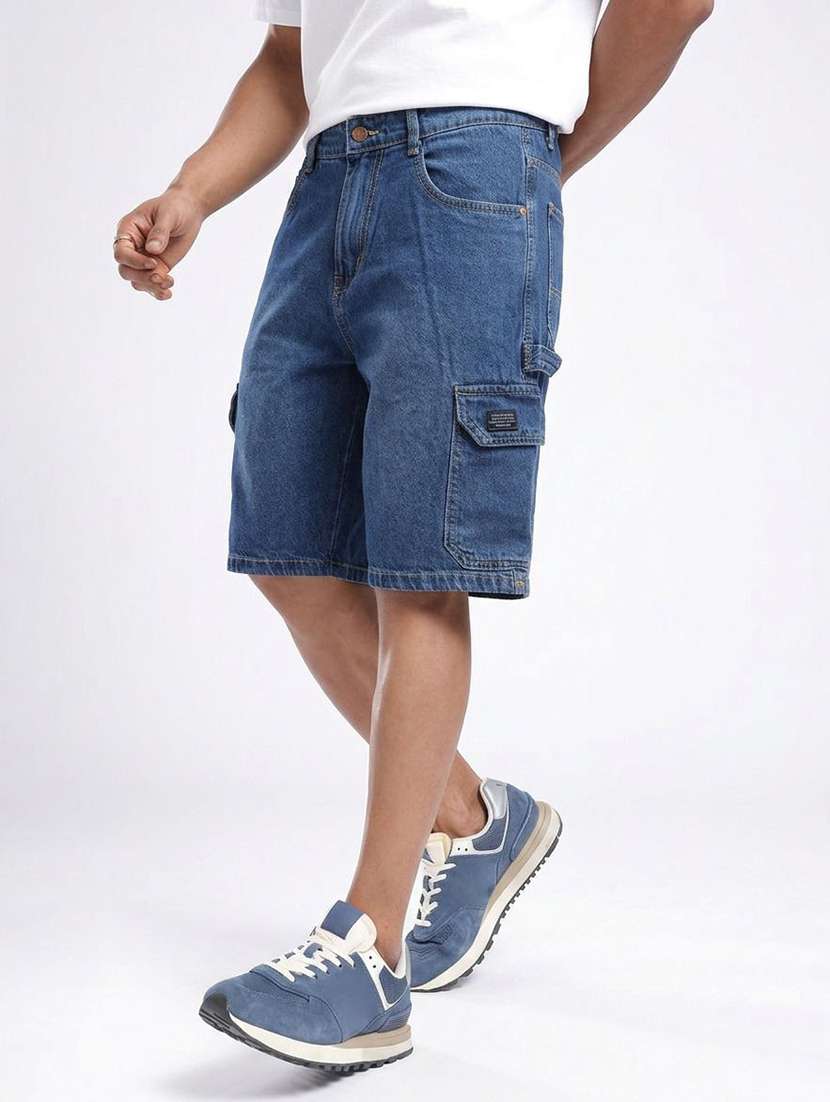 Men Washed Mid Rise Regular Fit Cargo Shorts - 22617052 -  Standard Image - 1
