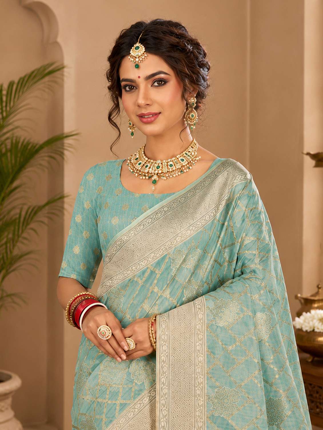 women self design bordered saree with blouse - 22618193 -  Standard Image - 1