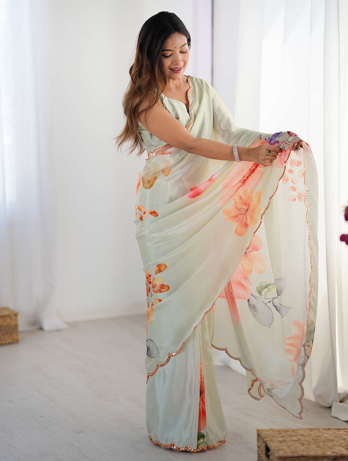 Women Printed Casual Wear Saree With Blouse - 22618519 -  Standard Image - 4