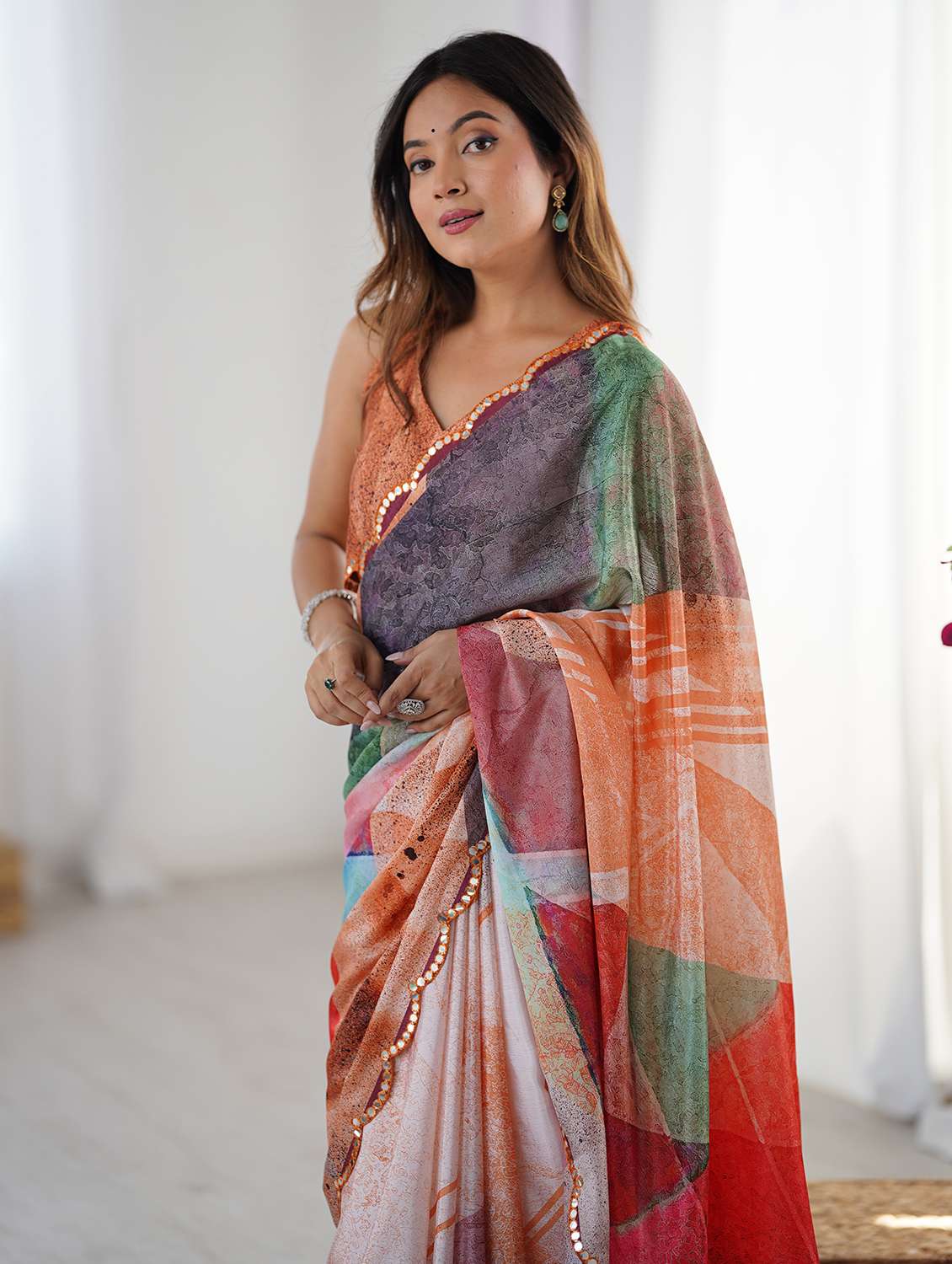 women printed casual wear saree with blouse - 22618536 -  Standard Image - 1