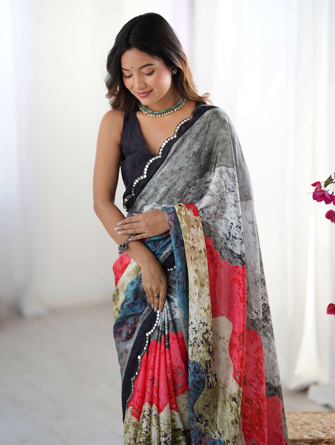 women printed casual wear saree with blouse - 22618537 -  Standard Image - 1