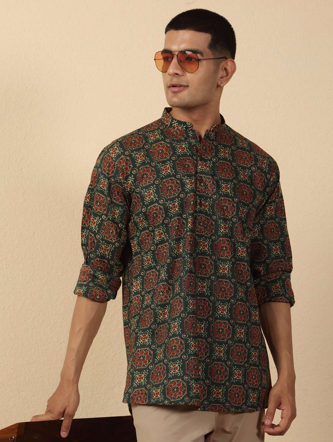 men printed mandarin neck short kurta