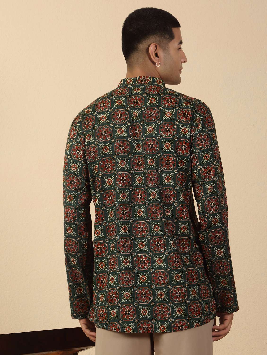 men printed mandarin neck short kurta - 22619190 -  Standard Image - 4