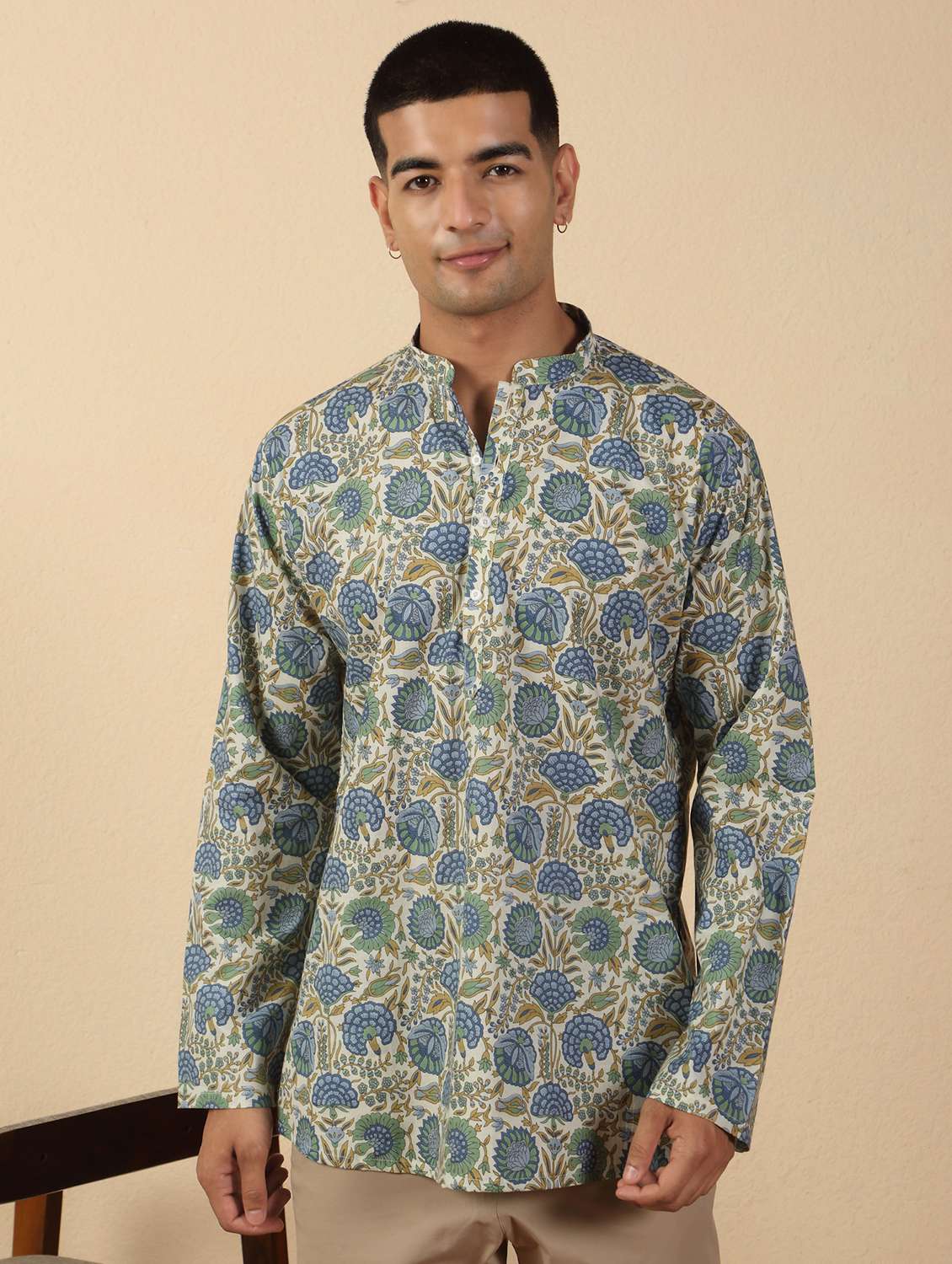 men printed mandarin neck short kurta