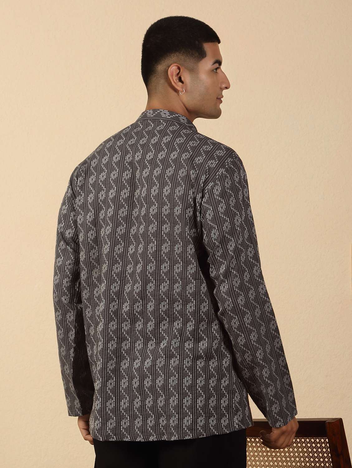 men printed mandarin neck short kurta - 22619204 -  Standard Image - 4